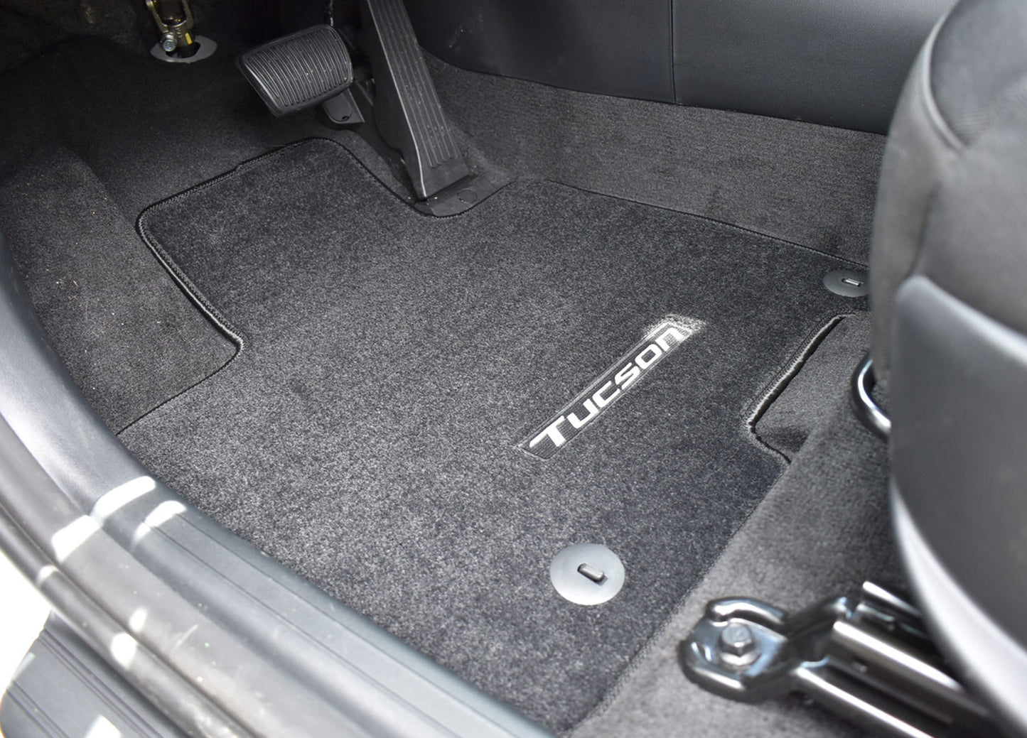 2022-2024 Hyundai Tucson Carpeted Floor Mats